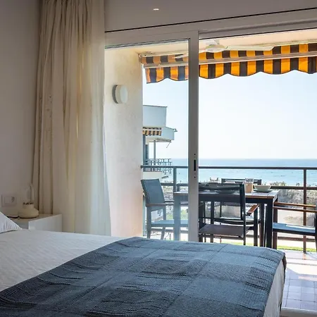 At036 Vista Playa, Piscina, Primera Linea Apartment Creixell